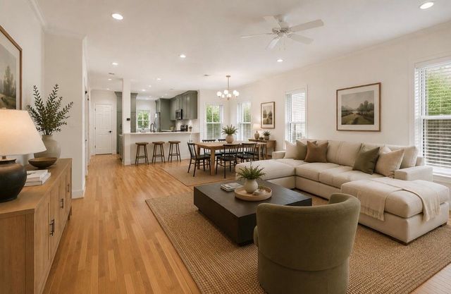  911 Birdsall St, Houston, TX 77007