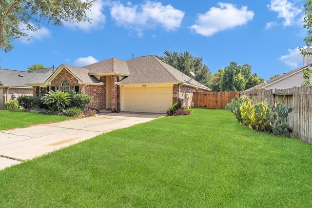 7318 Crestbury, Cypress, TX, 77433