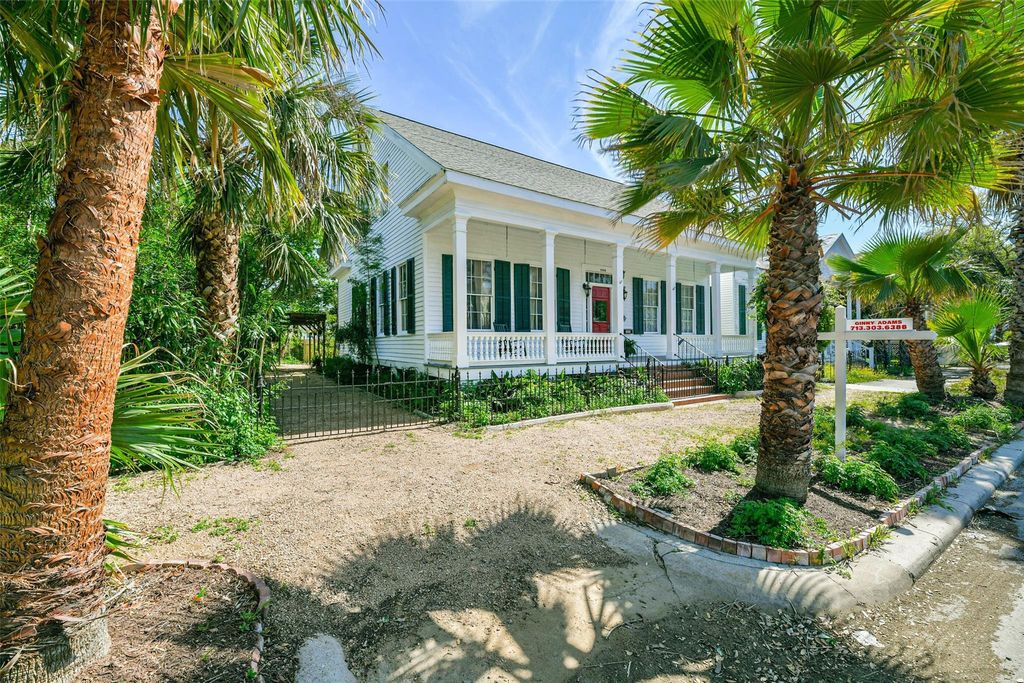 1309 Broadway St, Galveston, TX 77550 cover photo. Doors Open Tour advertisement.