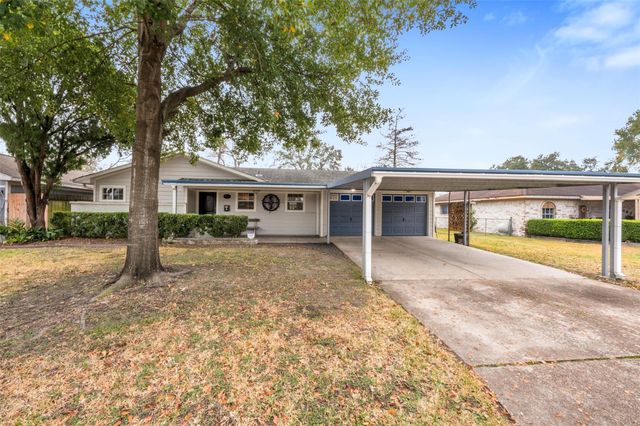  5519 Cheshire Ln, Houston, TX 77092