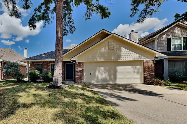 16407 Redbud Berry