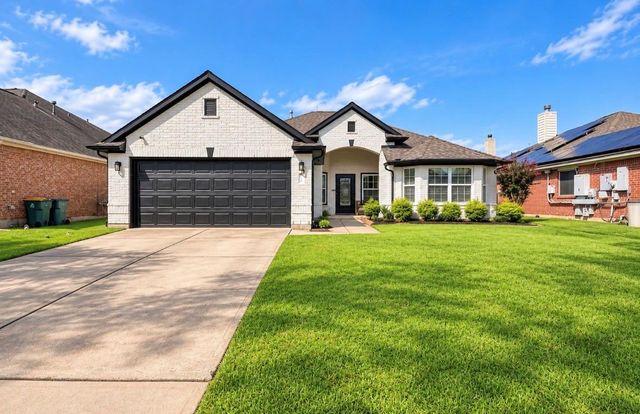  5202 Camarosa Dr, Pasadena, TX 77504