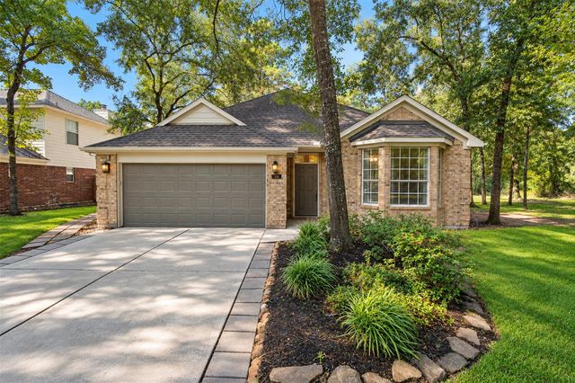  19 Cirrus Ct, The Woodlands, TX 77380