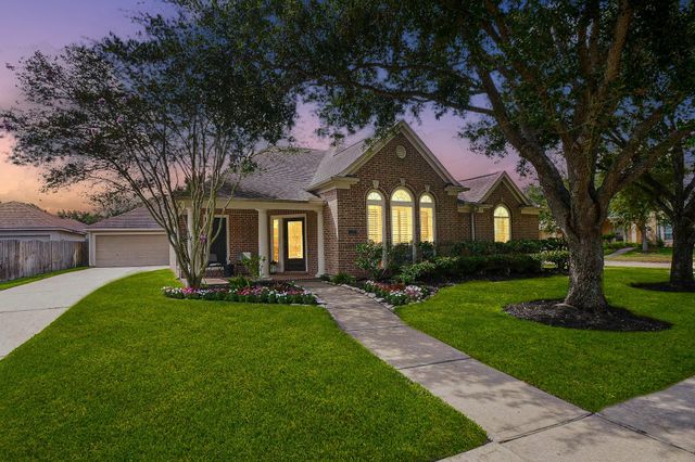 2502 Quiet Lake, Pearland, TX, 77584