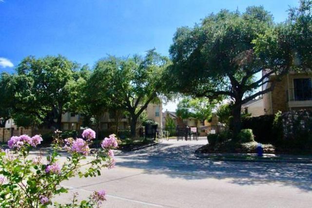  3600 Jeanetta St #2401, Houston, TX 77063