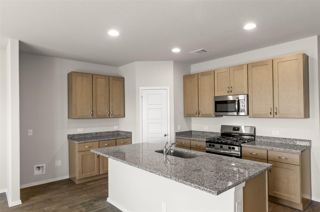 3092 Poplar Bluff Rd, Waller, TX 77484 cover photo. Doors Open Tour advertisement.