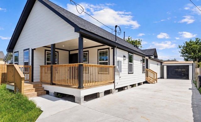 6619 Canal, Houston, TX, 77011