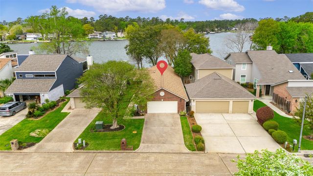  11651 Twain Dr, Montgomery, TX 77356