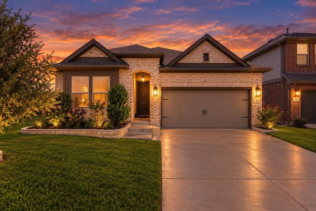 102 Camelia, Garland, TX, 75043