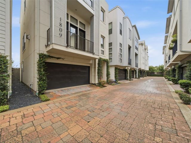 1809 Dart, Houston, TX, 77007