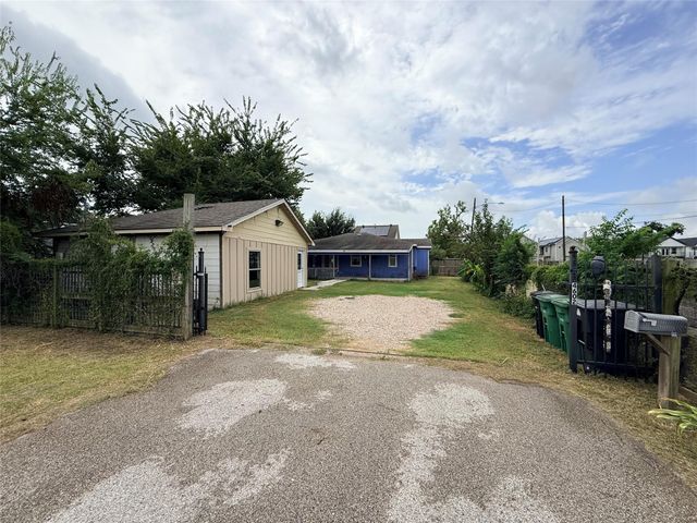 4602 Nichols