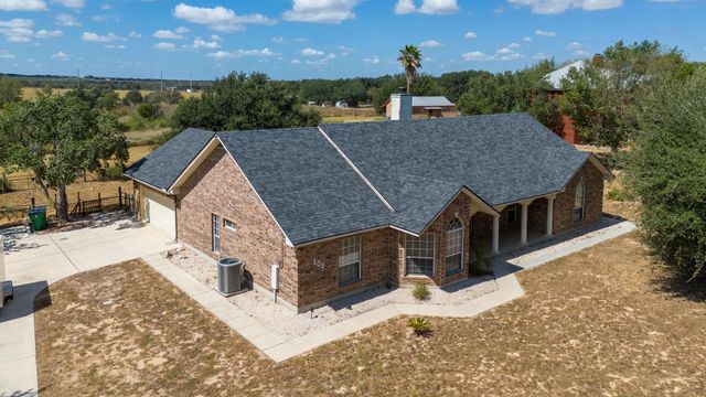 108 Deer Ridge, La Vernia, TX, 78121