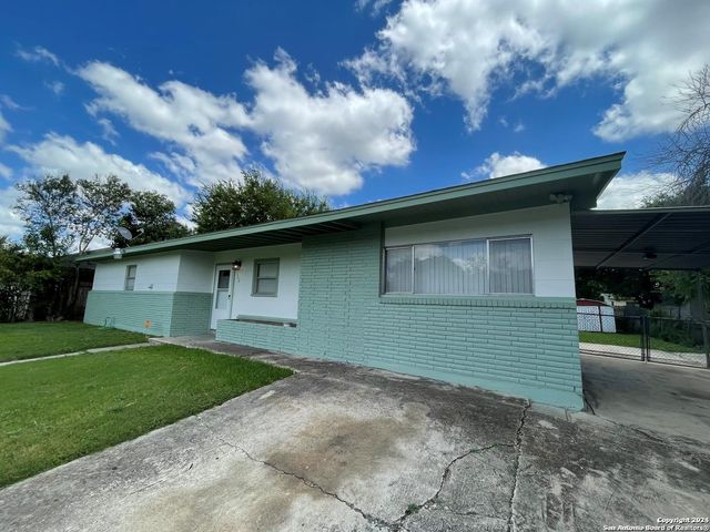 130 ASHFORD DR