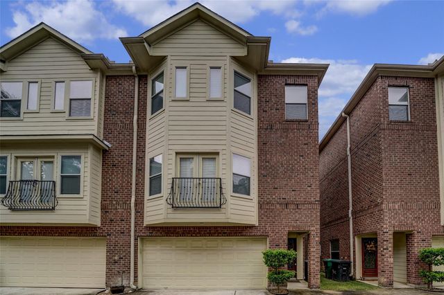 911 21st, Houston, TX, 77008