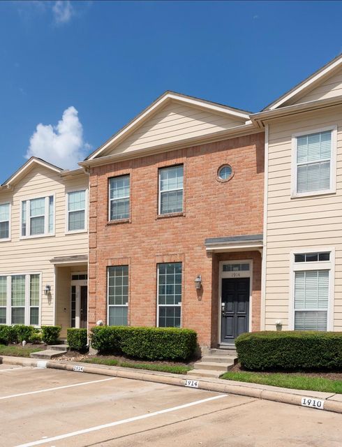 1914 Gentryside, Houston, TX, 77077