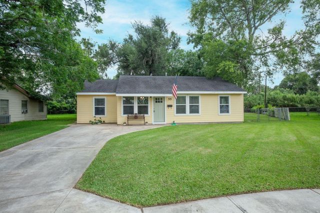 55 Elm, Lake Jackson, TX, 77566
