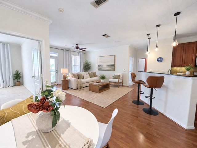 1711 Old Spanish, Houston, TX, 77054