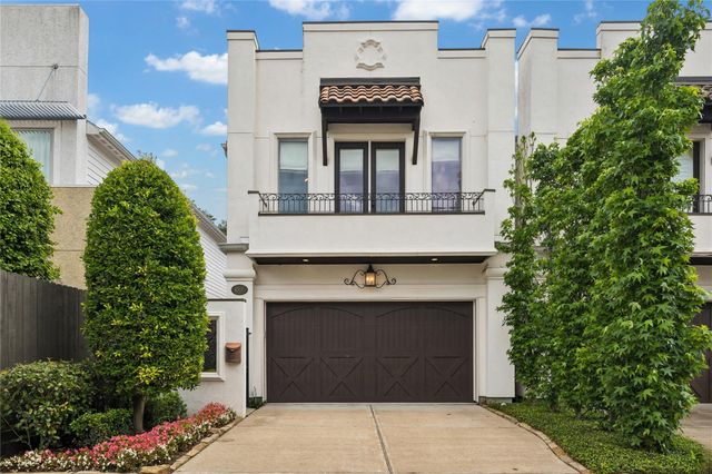  4517 Rose St, Houston, TX 77007