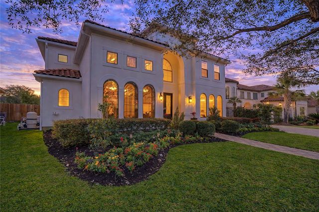  14014 Hampton Cove Dr, Houston, TX 77077