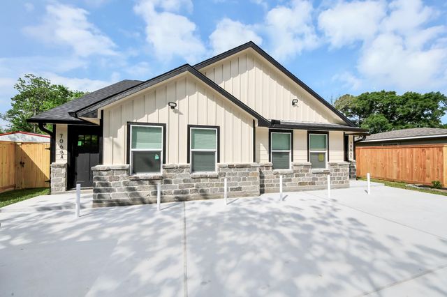 7066 Villa, Houston, TX, 77061