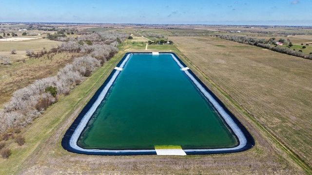 3635 County Road 265, Moulton, TX, 77975