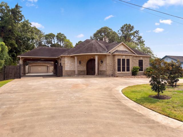 1005 Lewis, Kemah, TX, 77565