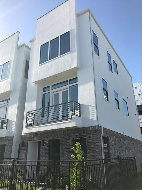 5703 Larkin, Houston, TX, 77007
