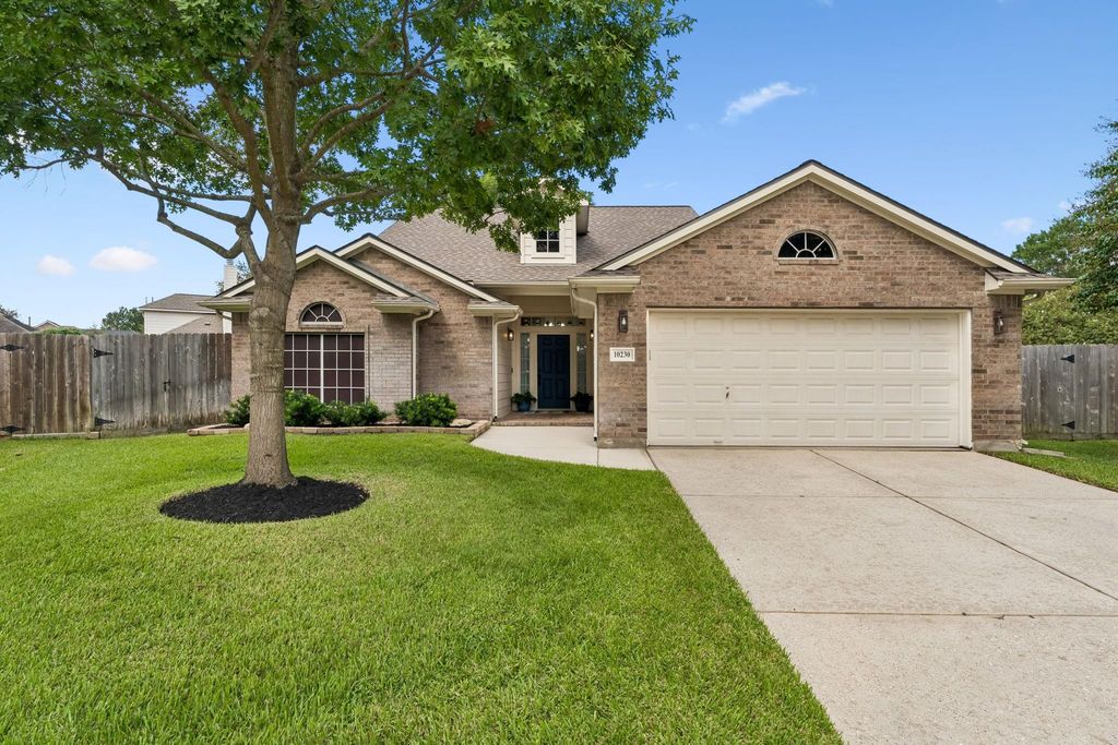 10230 Squirehill Ct, Houston, TX 77070 cover photo. Doors Open Tour advertisement.