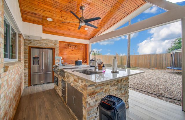 16127 Forest Way, Houston, TX, 77090