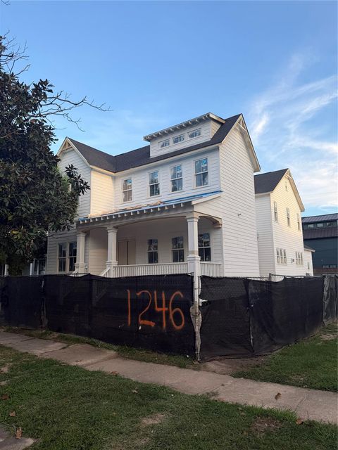 1246 Omar, Houston, TX, 77008