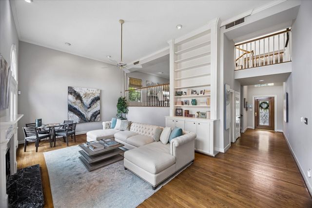  6310 Prague St, Houston, TX 77007