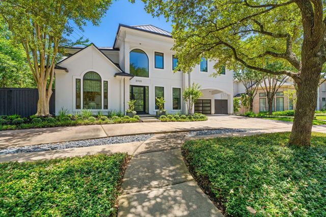  3703 Wroxton Rd, West University Place, TX 77005