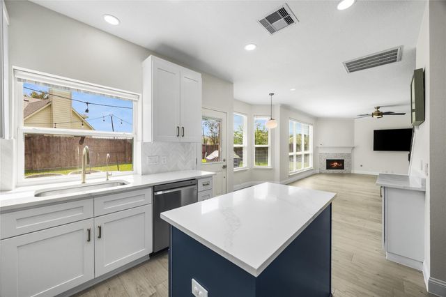 1802 Rockwall, Sugar Land, TX, 77479