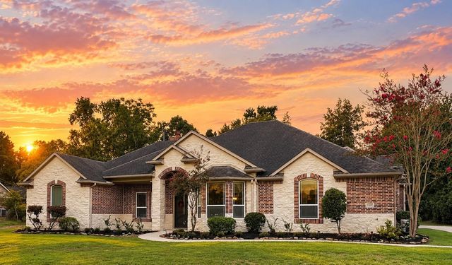  11274 Majestic Dr, Montgomery, TX 77316