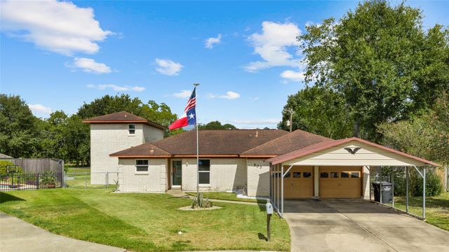 503 Allen, Alvin, TX, 77511