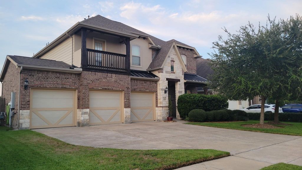 6258 Murphy Wood Dr, League City, TX 77573 cover photo. Doors Open Tour advertisement.