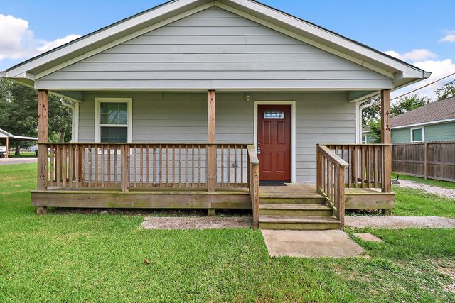 412 Stowell, Anahuac, TX, 77514