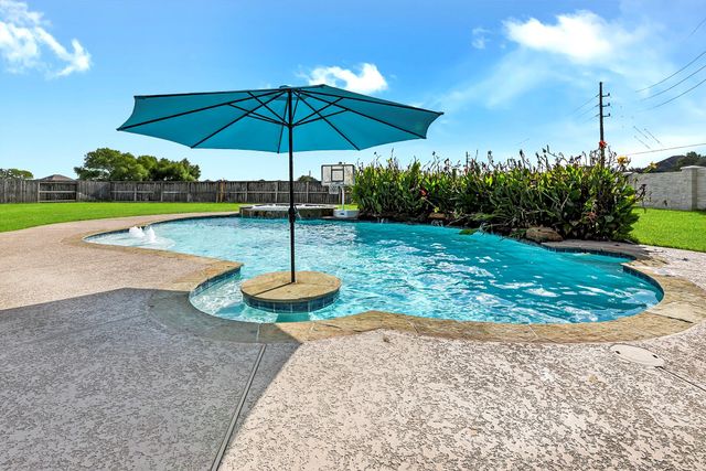  2951 Bobby Jones Rd, Katy, TX 77494