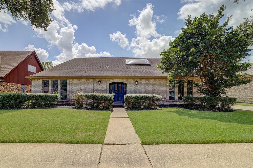 4210 Shanna Ln, Pasadena, TX 77504 cover photo. Doors Open Tour advertisement.
