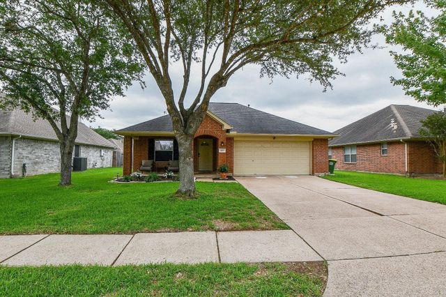  4107 Merlet Dr, Pearland, TX 77584