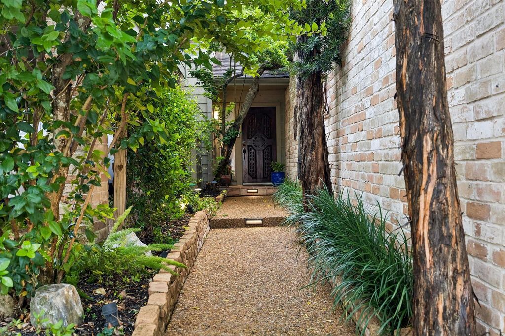 10823 Pepper Ln, Houston, TX 77079 cover photo. Doors Open Tour advertisement.