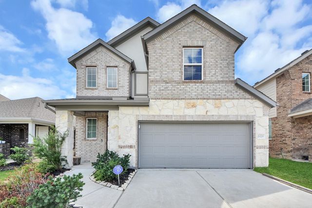 21223 Shore Bluff