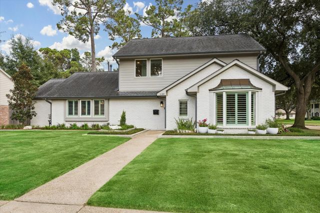  1139 Richelieu Ln, Houston, TX 77018