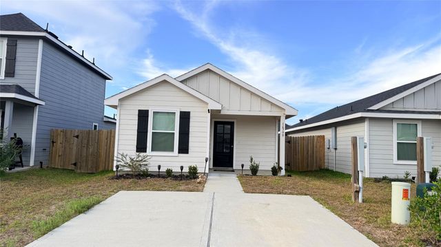 16799 Marie Village, Conroe, TX, 77306