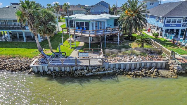 83 Dolphin, Freeport, TX, 77541
