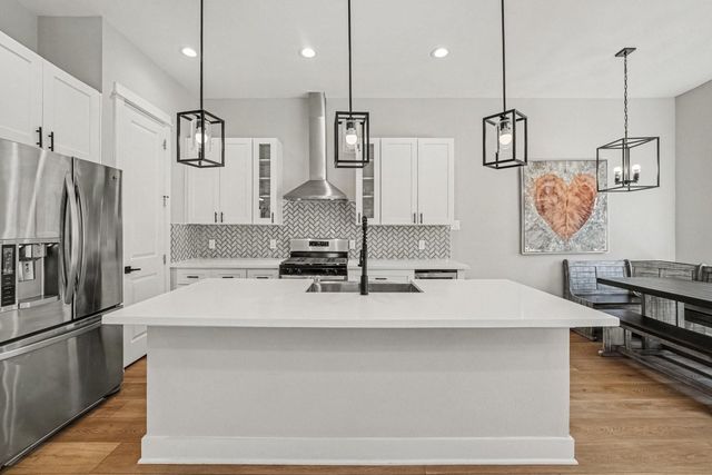 825 Woodcrest, Houston, TX, 77018