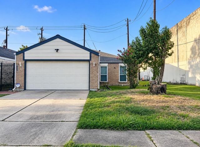 13226 Robinglen, Houston, TX, 77083