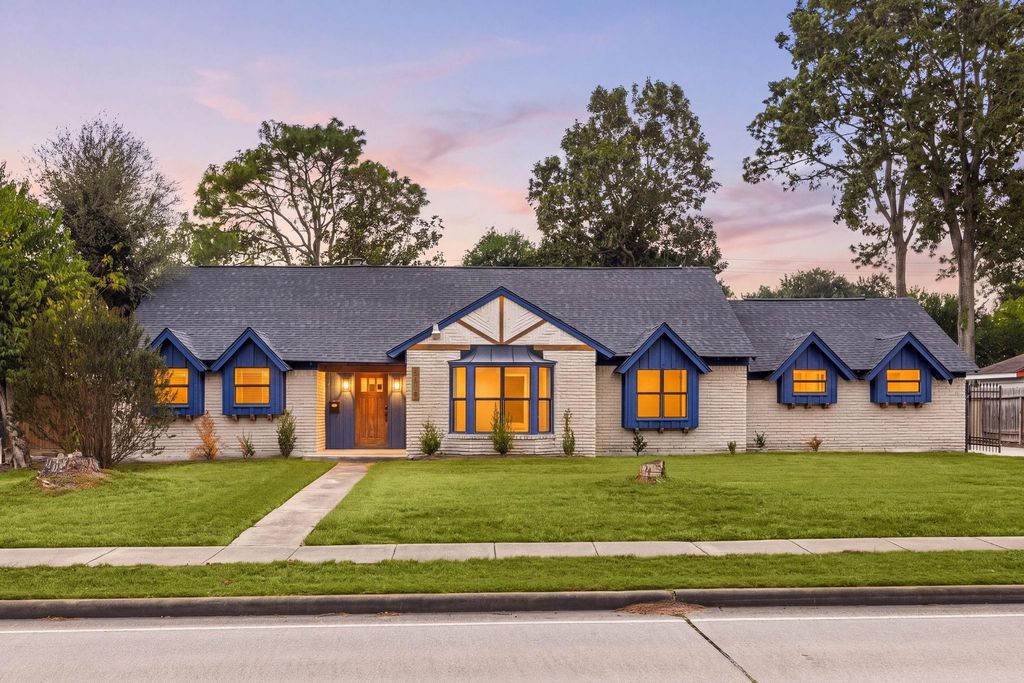 5519 W Bellfort Ave, Houston, TX 77035 cover photo. Doors Open Tour advertisement.