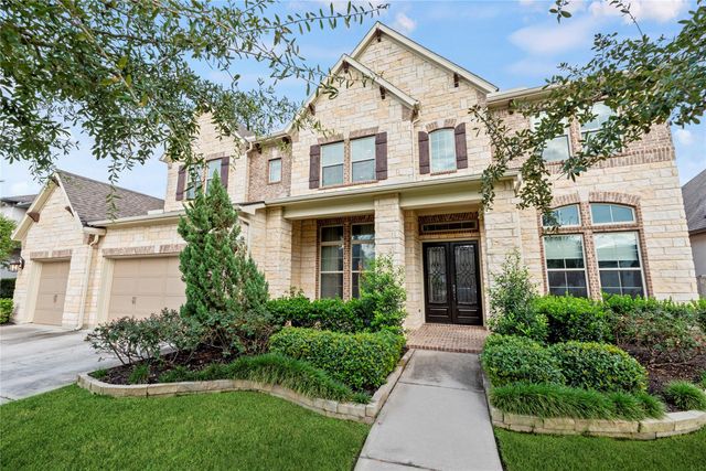 2915 Fairmont Ridge