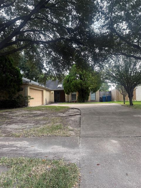 8222 Ridge Forest, Houston, TX, 77088